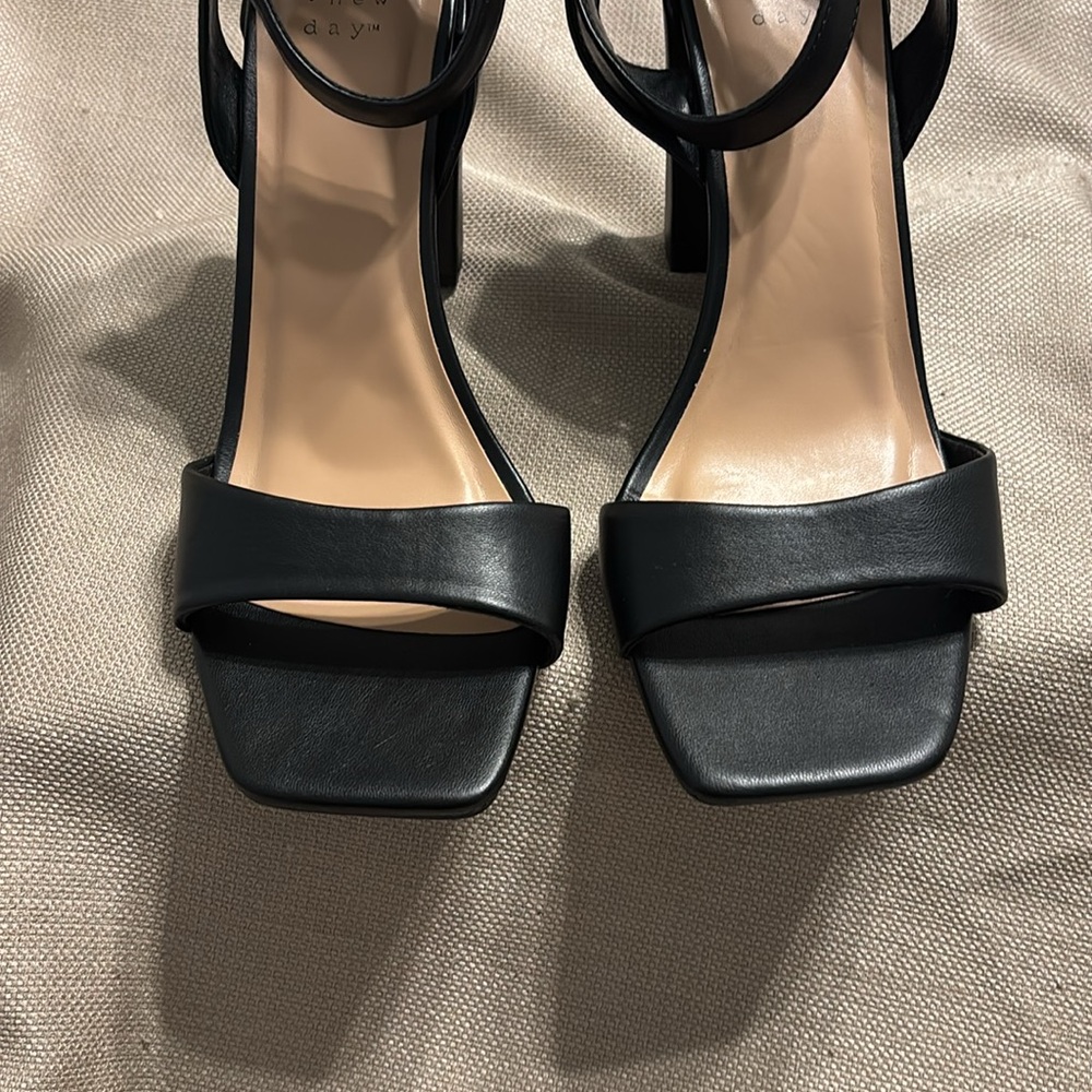A New Day Ankle Strap Block Heels - Picture 2 of 9
